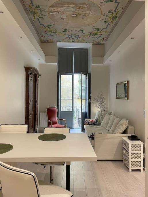Luxury Apartment In The Heart Of Old Town Nice. Ngoại thất bức ảnh