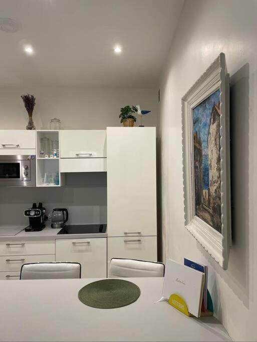 Luxury Apartment In The Heart Of Old Town Nice. Ngoại thất bức ảnh
