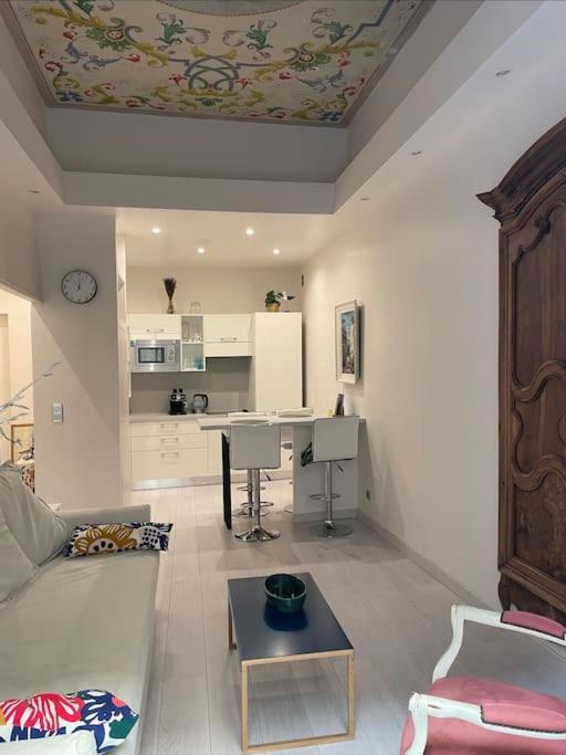 Luxury Apartment In The Heart Of Old Town Nice. Ngoại thất bức ảnh