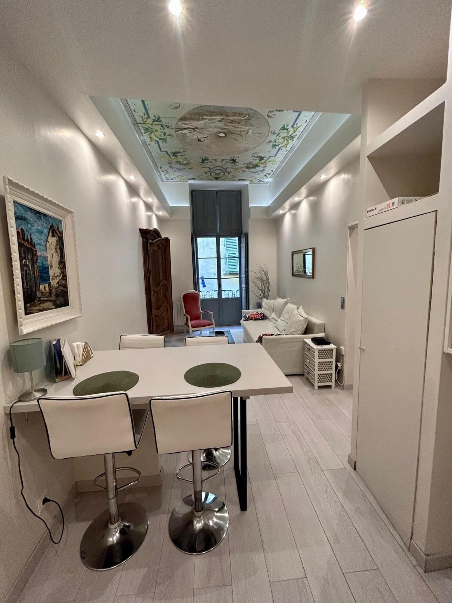 Luxury Apartment In The Heart Of Old Town Nice. Ngoại thất bức ảnh